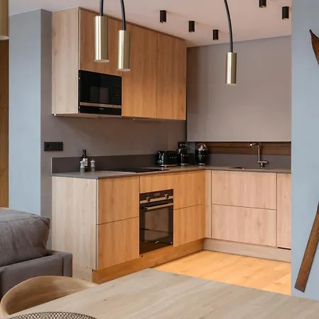 Isard Residences & By Vip Residences